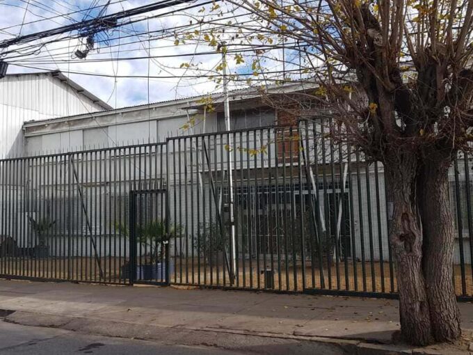 SE ARRIENDA AMPLIA PROPIEDAD de 8 Ambientes 5 Baños. En San Felipe. Para uso comercial o habitacional. 2 SE ARRIENDA AMPLIA PROPIEDAD de 8 Ambientes 5 Baños. En San Felipe. Para uso comercial o habitacional. 1